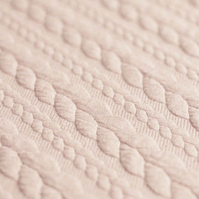 Tissu Jersey Matelassé à Motif Torsade Beige Clair - (Tissus De Mode)