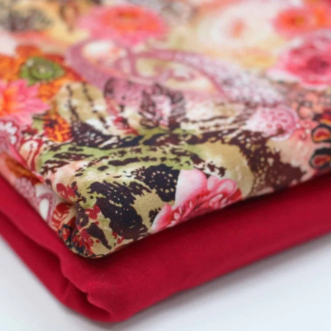 Bambus Jerseystoff Digital Muster - Blumen Und Paisley Bambus Jerseystoff Digital Muster - Blumen Und Paisley - (Jerseystoff Gemustert)