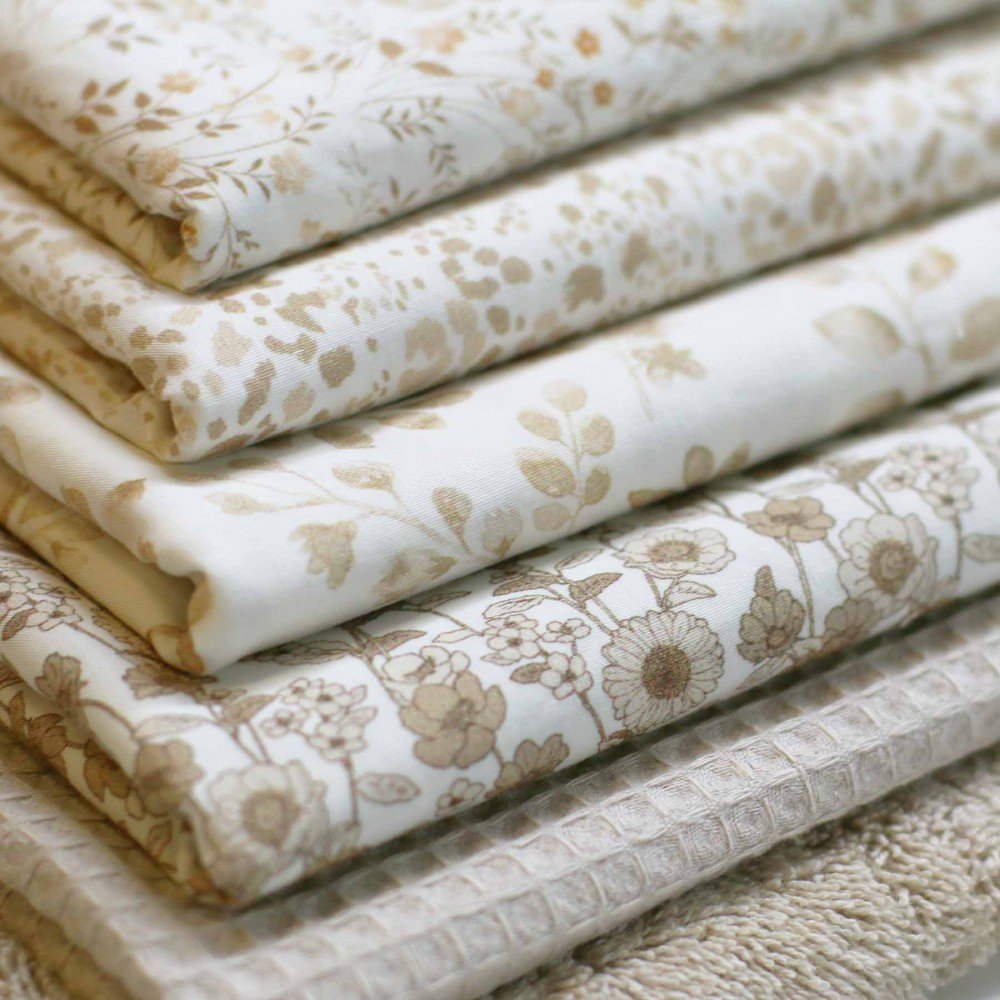 Cotton Poplin Digital Print - Beige Wildflower Cotton Poplin Digital Print - Beige Wildflower - (Cotton Poplin Printed)