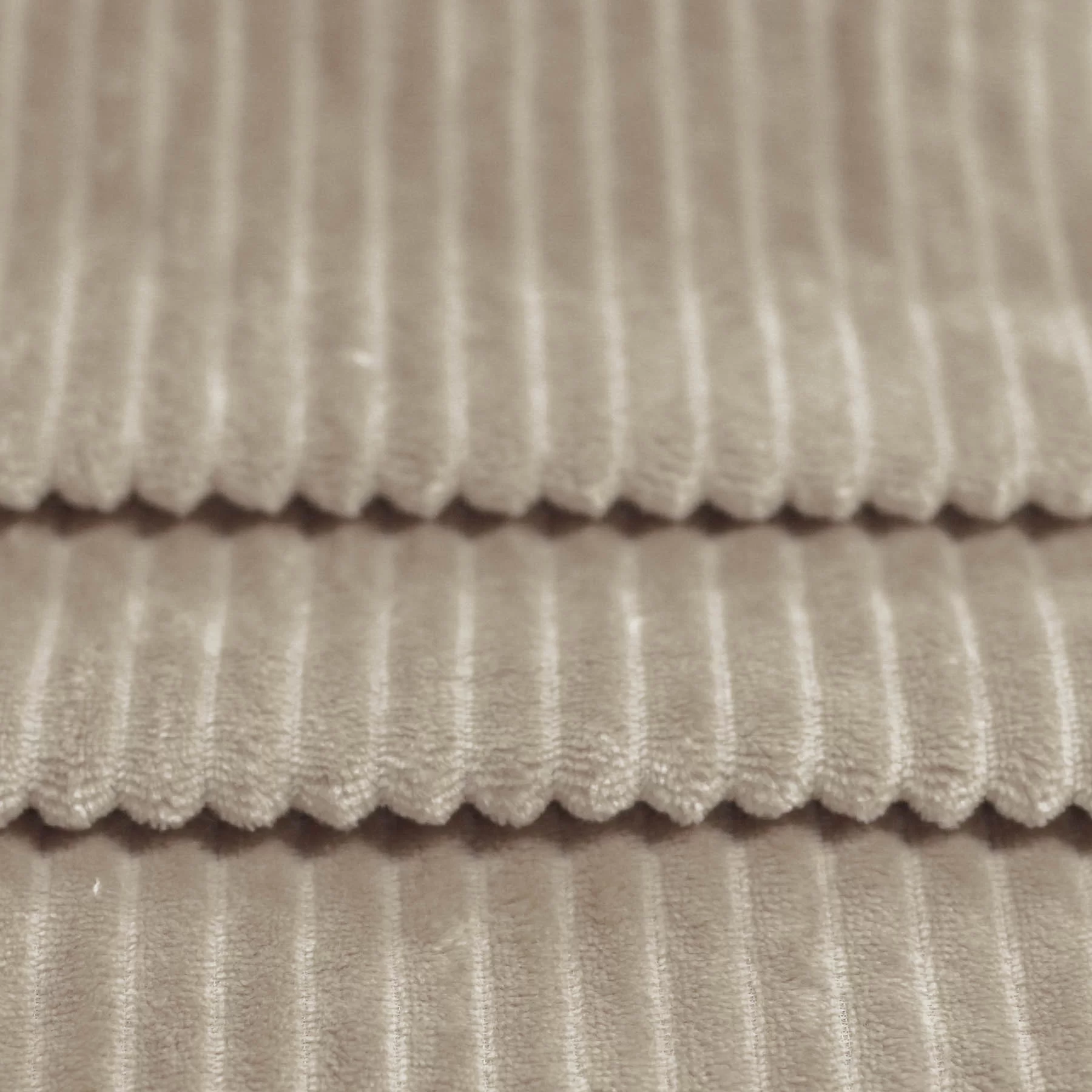 Minky Strepen Stof Donker Beige