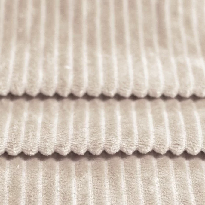 Tissu Minkee Rayures Beige Clair - (Tissu Minky a Pois)