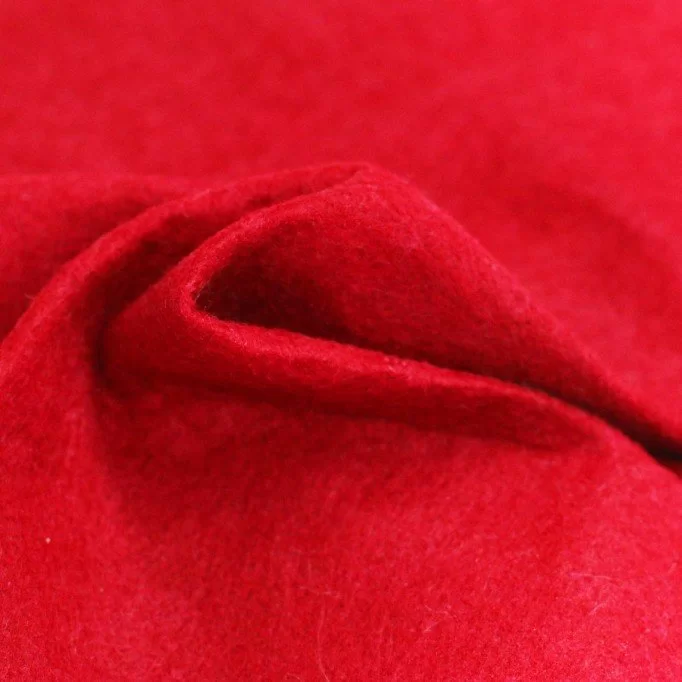 Tissu Feutre 1,5mm Épaisseur Rouge  - (Feutrine 1,5 mm Pour L'artisanat )