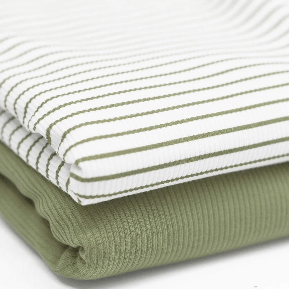Rib Jersey Stof Bedrukte Streep Olijf