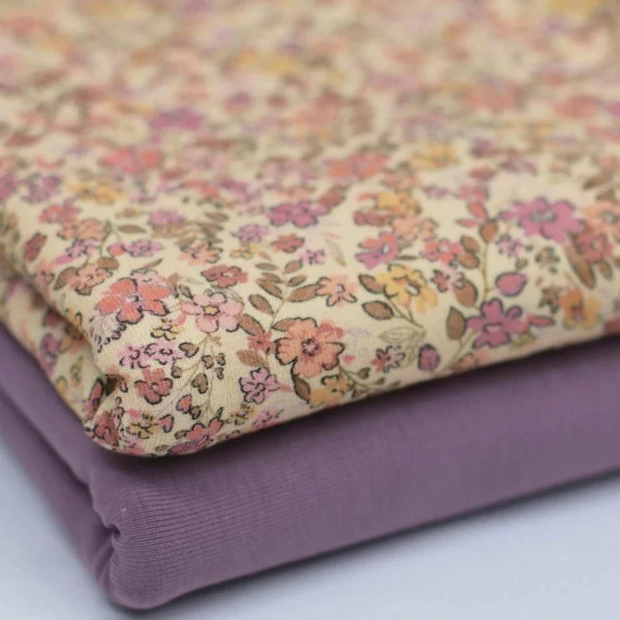Baumwolljersey Digital - Modische Blume Alt Flieder Gelb | Rijs Textiles Baumwolljersey Digital - Modische Blume Alt Flieder Gelb - (Baumwolljersey Digitaldruck)