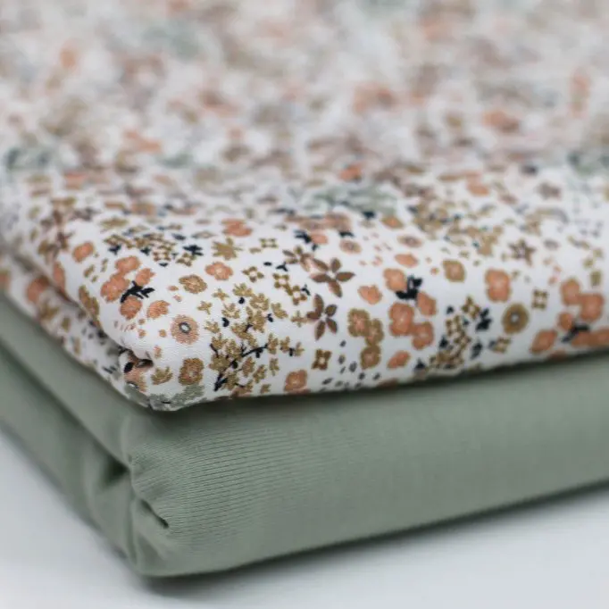 Dzianina Bawełniana Druk Cyfrowy - Kwiat Miłości Beżowy | Rijs Textiles Dzianina Bawełniana Druk Cyfrowy - Kwiat Miłości Beżowy Dzianina Jersey Bawełna Druk Cyfrowy