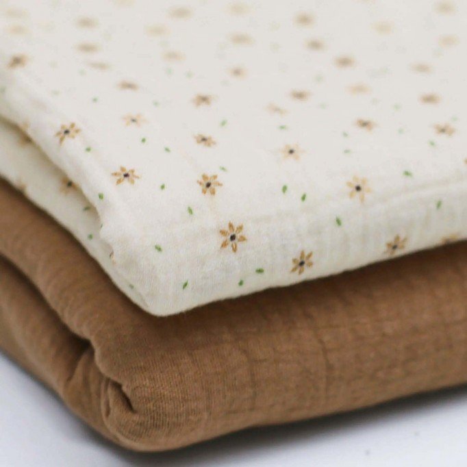 Tissu Double Gaze Impression Numérique - Fleur Étoile Naturel - (Tissu Enfant)