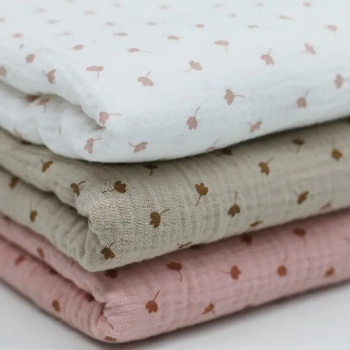 Baby Musselin Stof Muster - Kløverblad Lys Beige - (Børnestoffer)