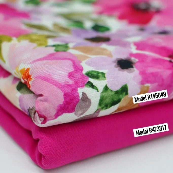 Tessuto Jersey Di Bambù Digitale - Fiori Estivi Rosa Intenso Tessuto Jersey Di Bambù Digitale - Fiori Estivi Rosa Intenso - (Tessuto Jersey Stampato)