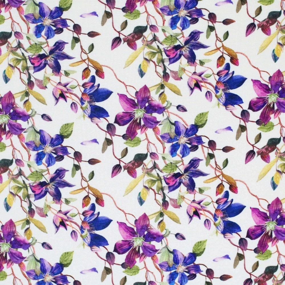 Bambus Jerseystoff Digital Muster - Lila Clematis Blüte Bambus Jerseystoff Digital Muster - Lila Clematis Blüte