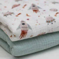 Baby Musselin Stof Digital Print - Rumraket Baby Musselin Stof Digital Print - Rumraket