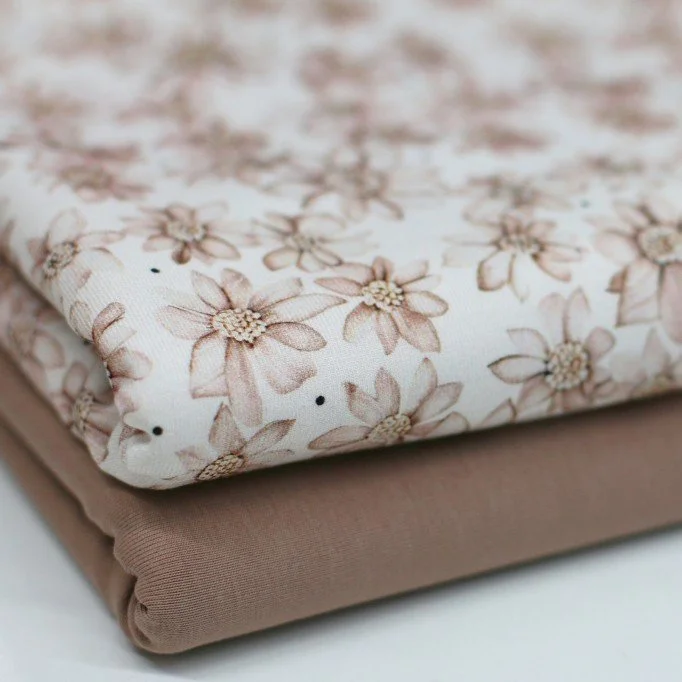 Dzianina Bawełniana Druk Cyfrowy - Beżowy Lilia Wodna | Rijs Textiles Dzianina Bawełniana Druk Cyfrowy - Beżowy Lilia Wodna Dzianina Jersey Bawełna Druk Cyfrowy