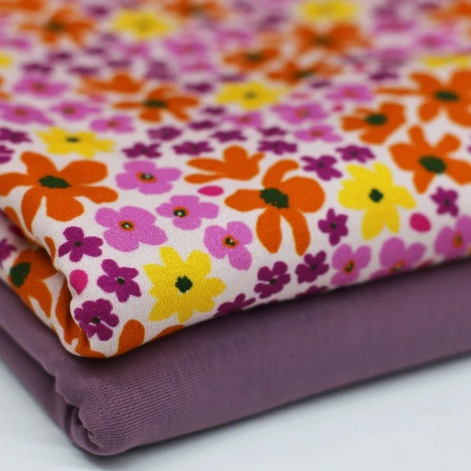 Jersey Di Cotone Stampa Digitale - Viola Giallo Fiore Retrò Jersey Di Cotone Stampa Digitale - Viola Giallo Fiore Retrò - (Jersey Di Cotone Digitale Stampata)