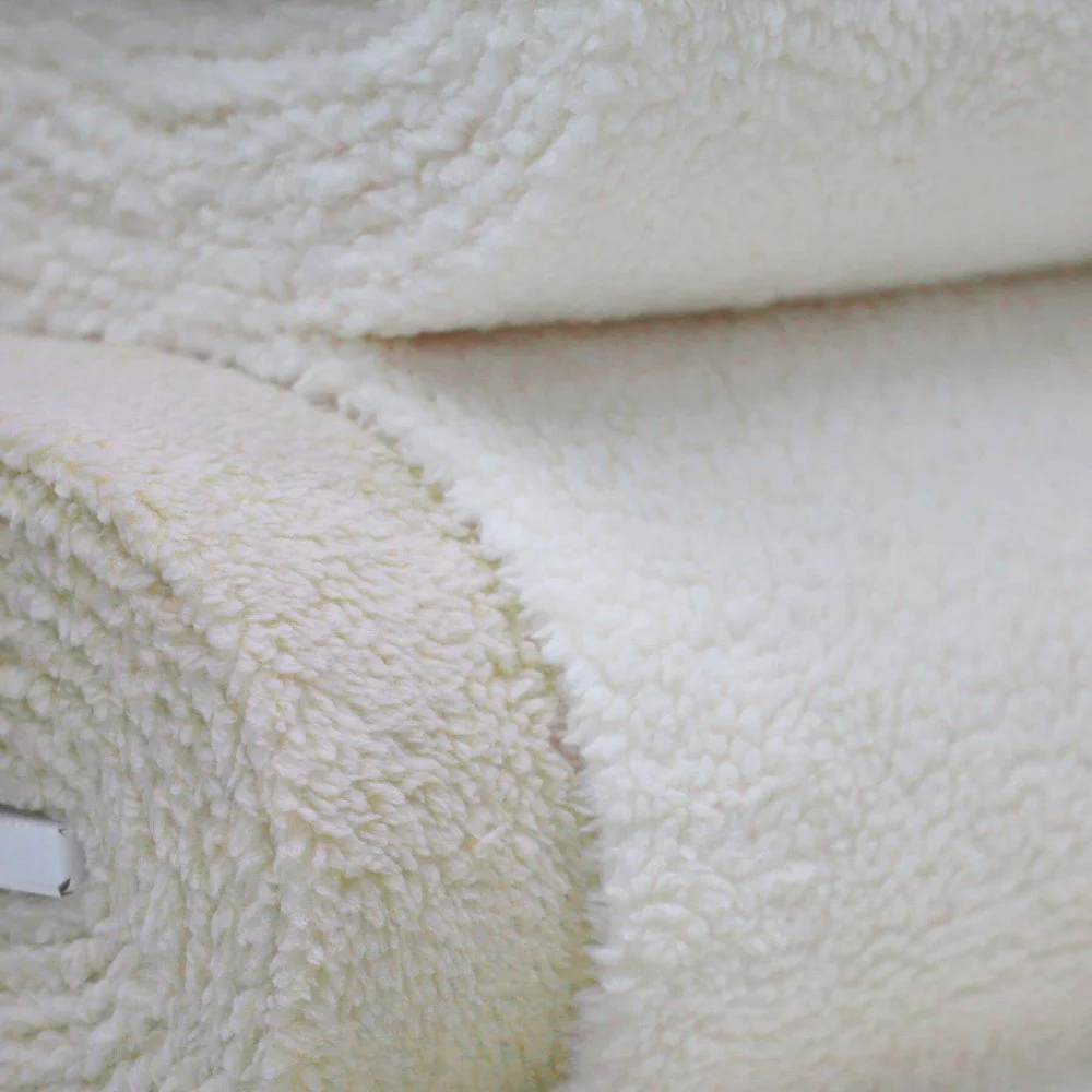 Tessuto Teddy Di Cotone Ecru al metro, 150 cm Tessuto Teddy Di Cotone Ecru - (Pelliccia D'Agnello Sintetica)