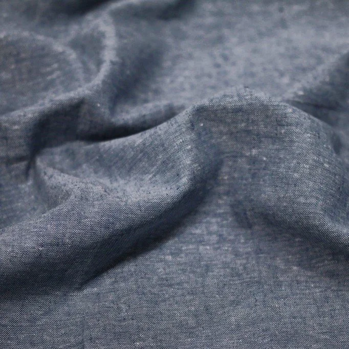 Tessuto di Lino Chambray Marina, misto lino e cotone 135 cm Tessuto Di Lino Chambray Marina - (Deco Tessuti)
