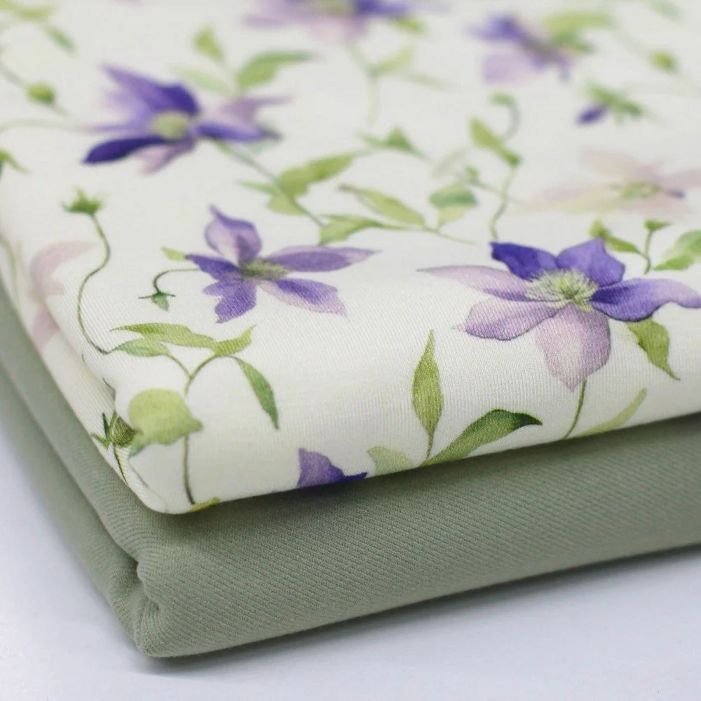 Digitale Print Bamboe Jersey - Sterbloem Crème Lila Digitale Print Bamboe Jersey - Sterbloem Crème Lila