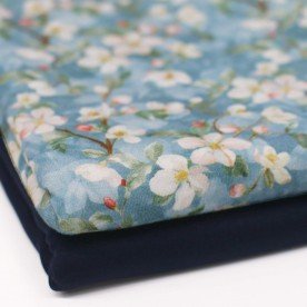 Bambus Jerseystoff Digital Muster - Weiße Blüten Auf Blau