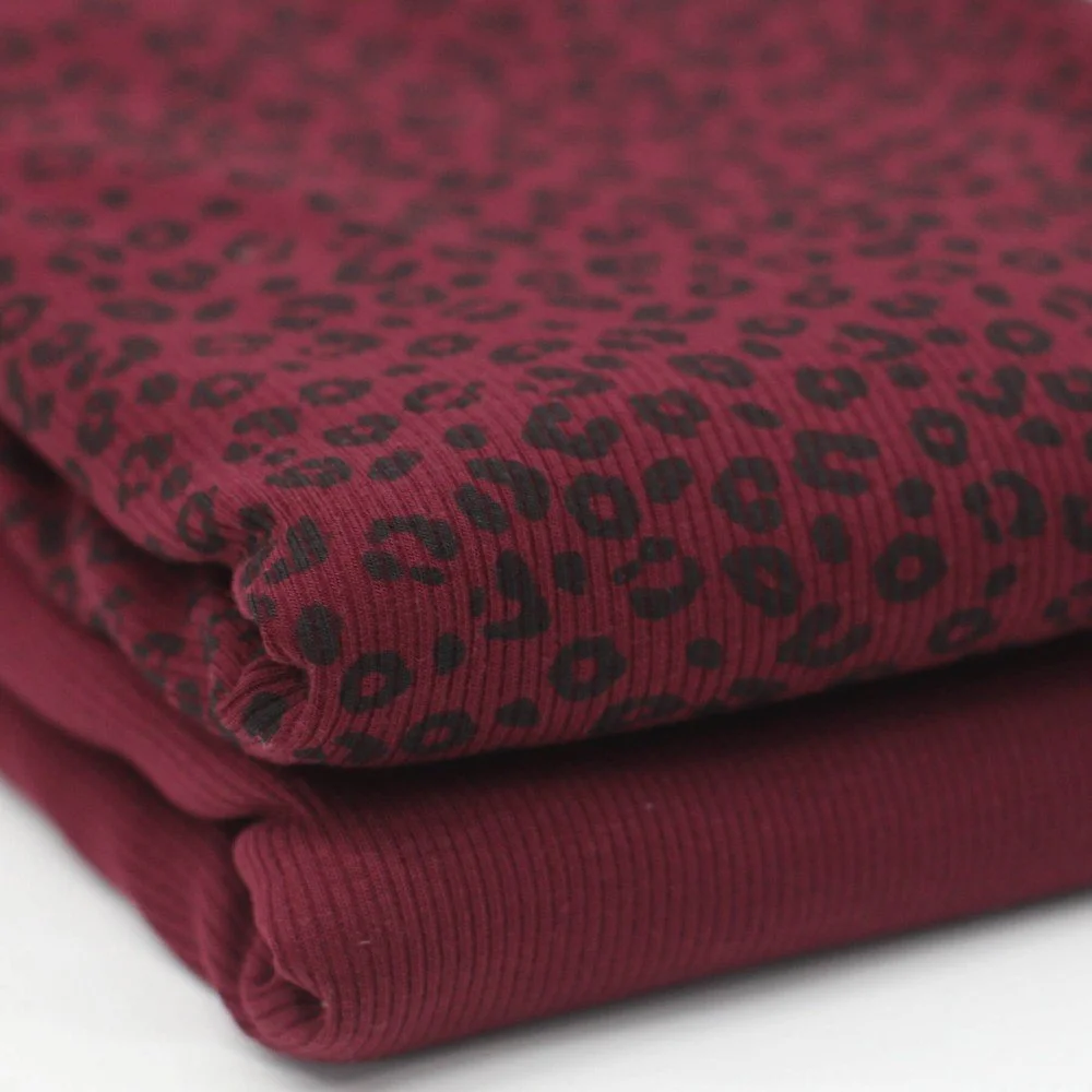 Rib Jersey Stof Bedrukt - Luipaardprint Bordeaux