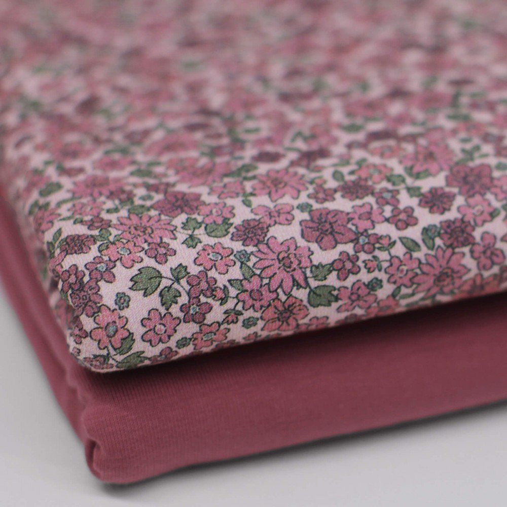 Bomuldjersey Digital Print - Søde Små Blomster Hindbær