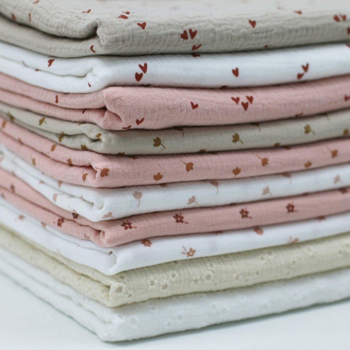 Tissu Double Gaze De Coton Imprimé Boite Surprise 10 x 1 Mètre Tissu Double Gaze De Coton Imprimé Boite Surprise 10 x 1 Mètre - (Vente De Tissu Au Mètre)