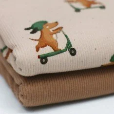 Rib Jersey Stof - Hond Op Stuntstep Rib Jersey Stof - Hond Op Stuntstep
