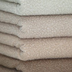 Boucle Stof Krøllet Surprise Box 10 x 1 Meter Boucle Stof Krøllet Surprise Box 10 x 1 Meter