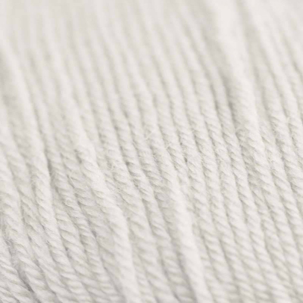 Baby Merino Superwash Knitting Yarn ISPE Needle Size 2 - 2,5 Ecru Baby Merino Superwash Knitting Yarn ISPE Needle Size 2 - 2,5 Ecru