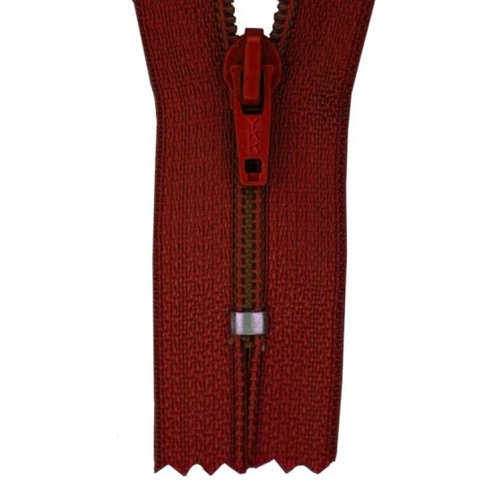 Zipper YKK Bordeaux 15CM Nylon Zipper YKK Bordeaux 15CM Nylon