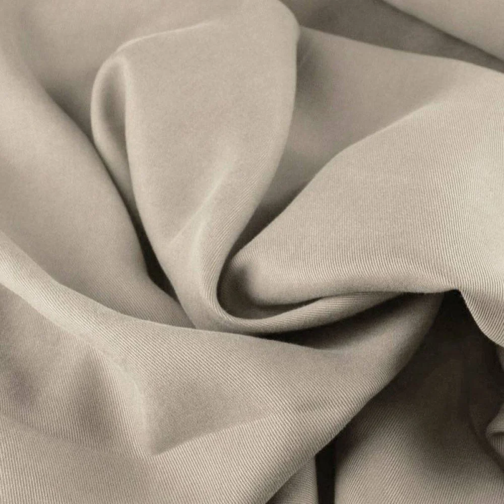 Tessuto Tencel Di Saia Beige Chiaro