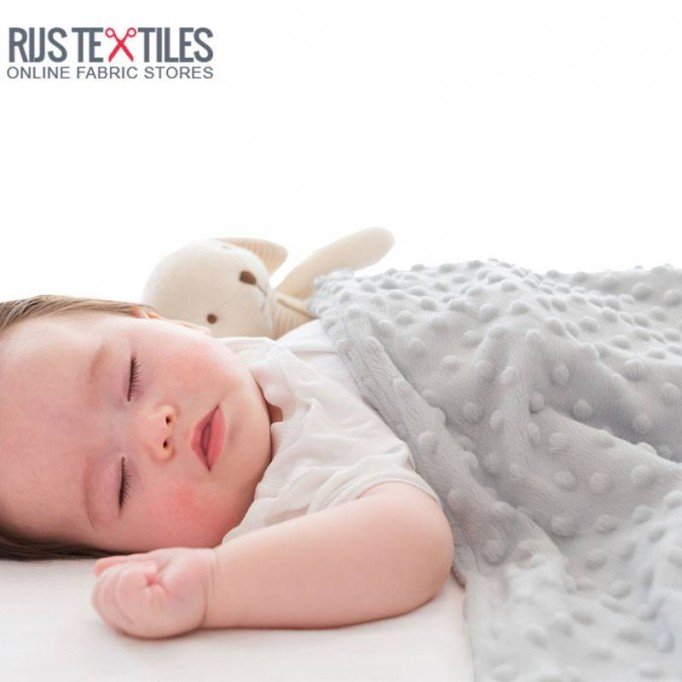 Tissu Minky Polaire Gris Clair - (Tissu Minky a Pois)